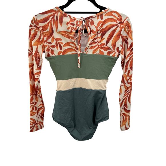 Seea Nelita Swimwear Hermosa Long-Sleeve Surf Suit Size Medium Swimsuit - Picture 3 of 4